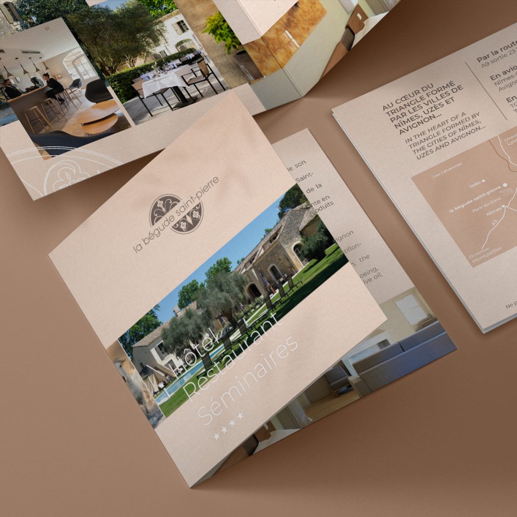 brochure-hotel-2